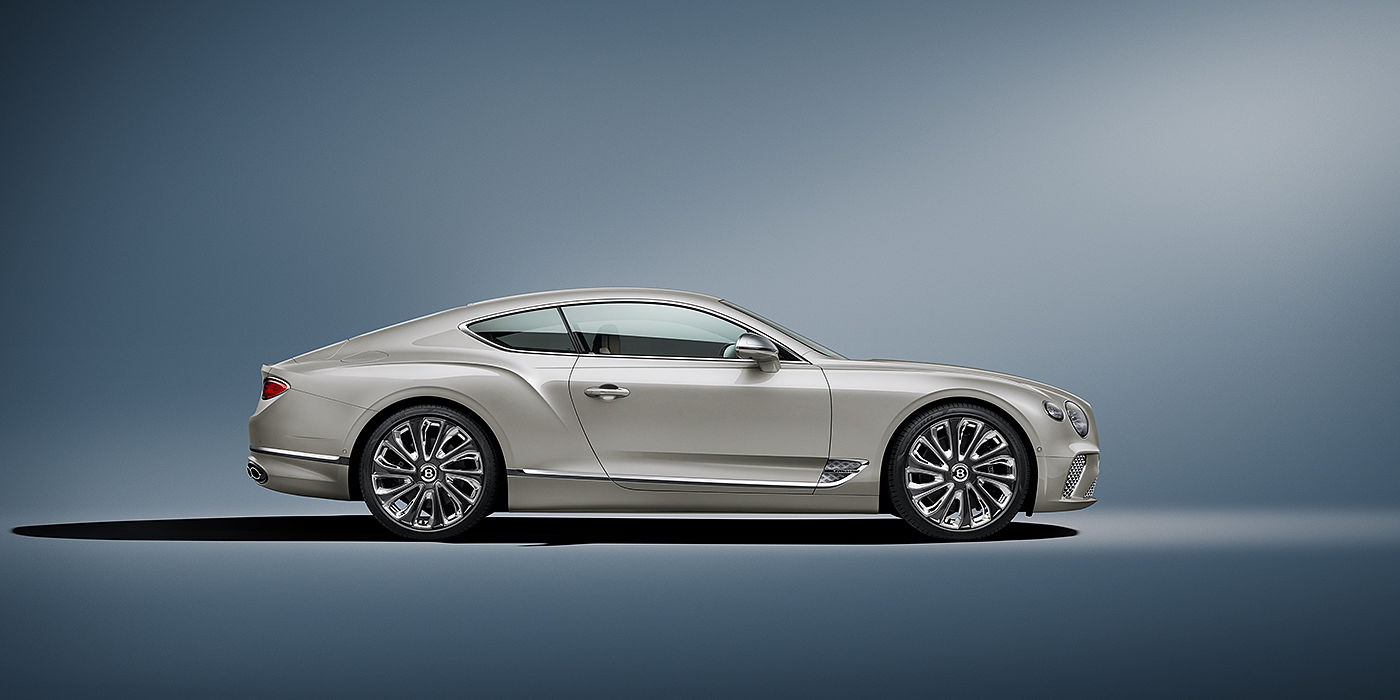 Bentley Monaco Bentley Continental GT Mulliner coupe in White Sand paint front 34