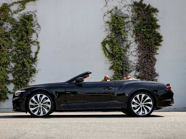 4:Bentley Continental GT Convertible Black Edition V8 Hybrid, Convertible, Onyx, Bentley Monaco