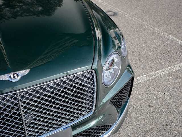 11:Bentley Bentayga V6 Hybrid, SUV, Cumbrian Green, Bentley Monaco