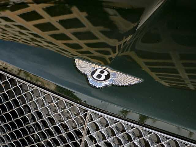 12:Bentley Bentayga V6 Hybrid, SUV, Cumbrian Green, Bentley Monaco